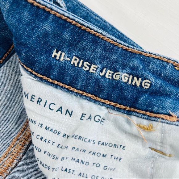 American Eagle Outfitters Next Level Stretch Hi Rise Jegging Light Wash Size 10 - Picture 14 of 16